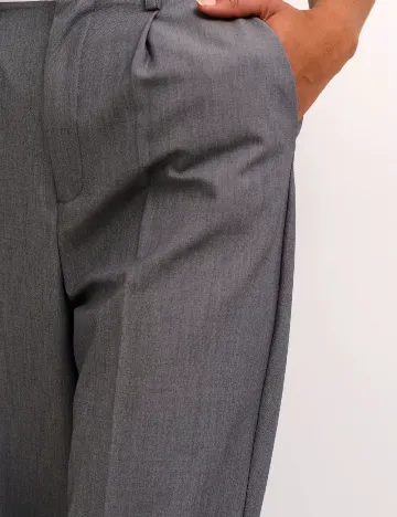Pantaloni Kaffe, gri
