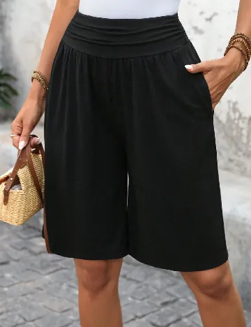 Pantaloni scurti Emery Rose, negru