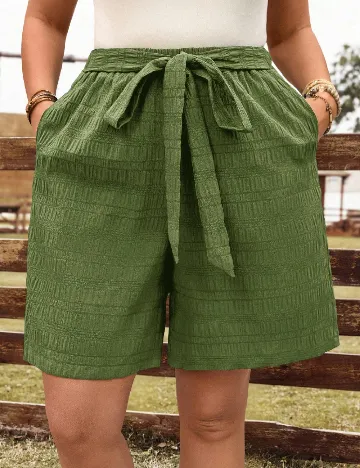 Pantaloni scurti SHEIN CURVE, verde