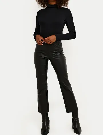 Pantaloni imitatie de piele Kaffe, negru