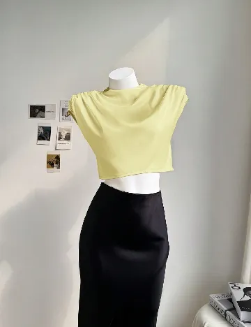 Top SHEIN, galben