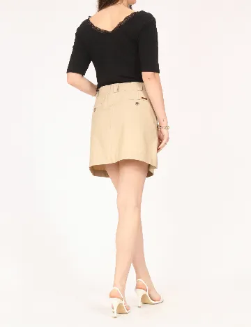 Fusta Zara, crem