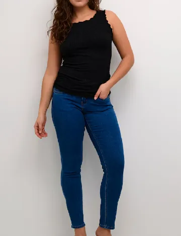 Maiou Cream, negru