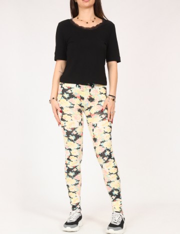 Colanti Bershka, floral print