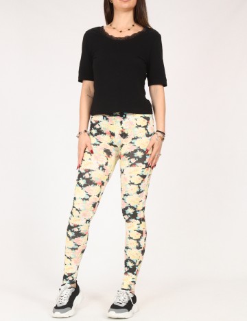 Colanti Bershka, floral print