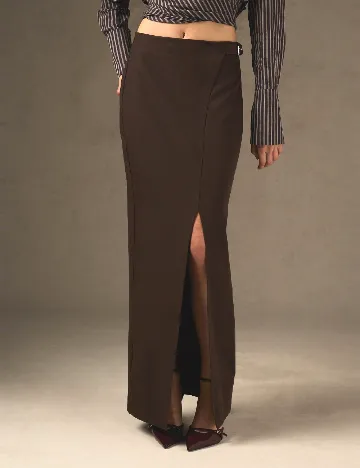 Fusta Missguided, maro
