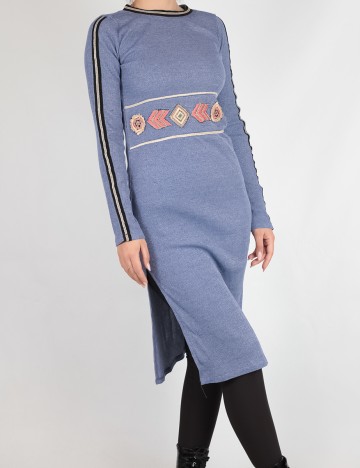 Robe Savage Culture - Taille M - 30% Laine - Longueur 88 Cm - Occasion Très Bon état - Couleurs Assorties