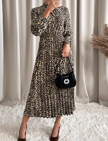 Rochie medie SHEIN, animal print