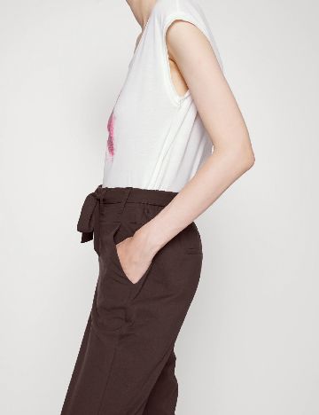 Pantaloni Kaffe, maro