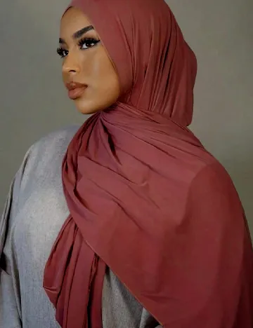 Esarfa SHEIN, rosu
