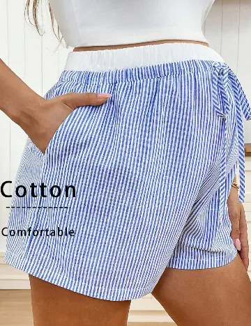 Pantaloni scurti SHEIN Maternity, albastru