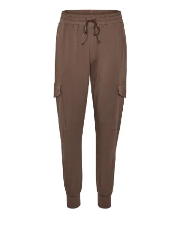 Pantaloni Kaffe, maro