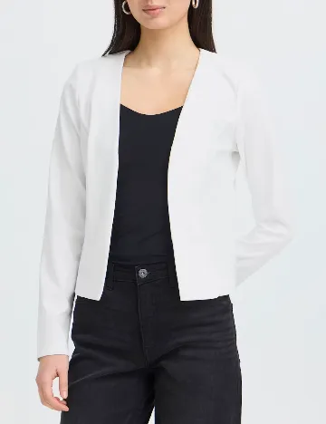 Blazer Ichi, alb