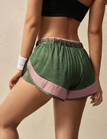 Pantaloni scurti SHEIN, verde