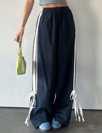 Pantaloni SHEIN, bleumarin