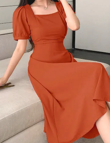Rochie medie Dazy, caramiziu