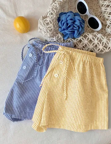 Set Pantaloni scurti 2 perechi SHEIN, mix culori