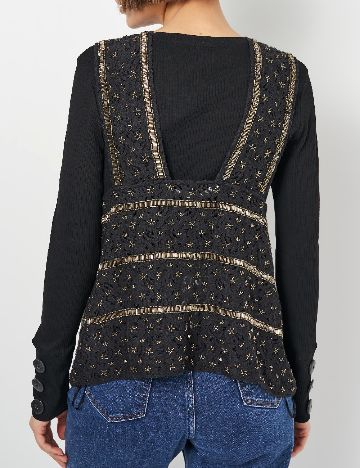Vesta Zara, negru