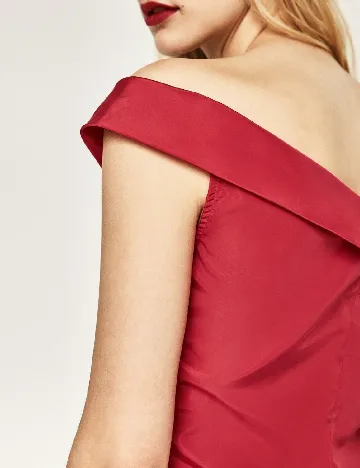 Top Zara, rosu