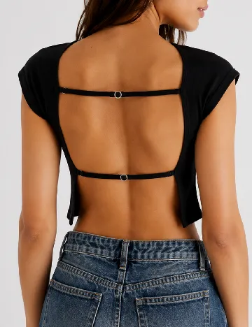 Top Bershka, negru
