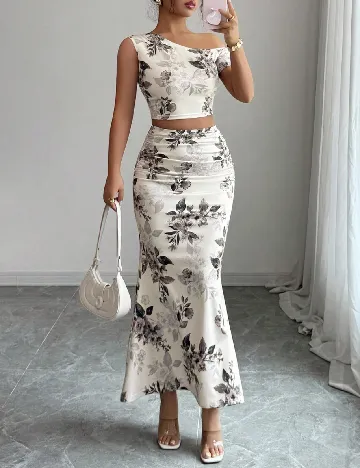 Compleu SHEIN, floral