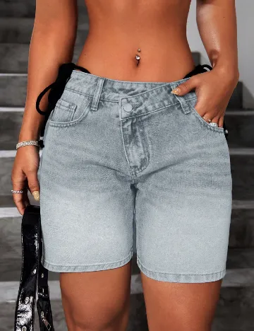 Pantaloni scurti SHEIN, bleu