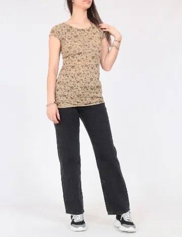 Tricou Zara, maro