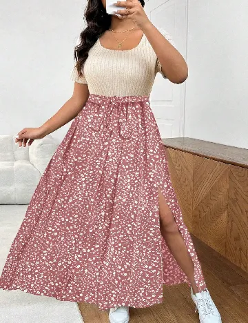 Rochie medie SHEIN CURVE, roz/crem