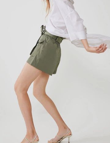 Pantaloni scurti Zara, verde