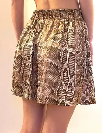 Pantaloni scurti Zara, imprimeu sarpe