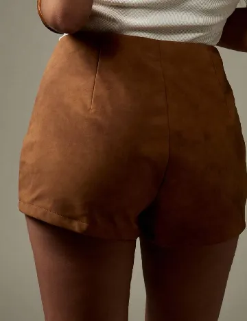 Pantaloni scurti Missguided, maro