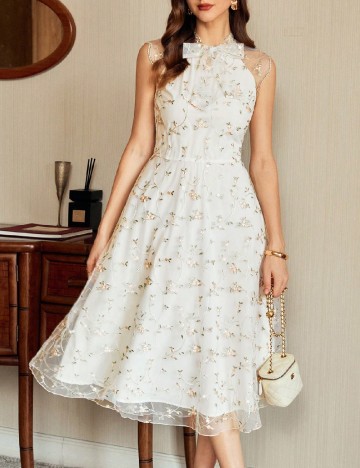 Rochie medie SHEIN, crem