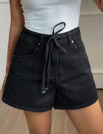 Pantaloni scurti Dazy, negru