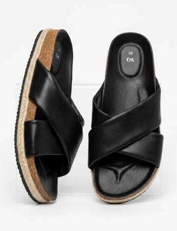 Slapi C&A, negru