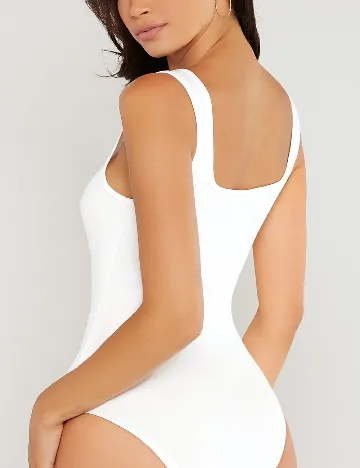Body SHEIN, alb