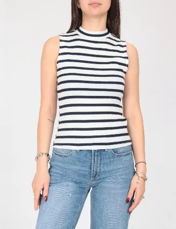 Top Bershka, alb/bleumarin