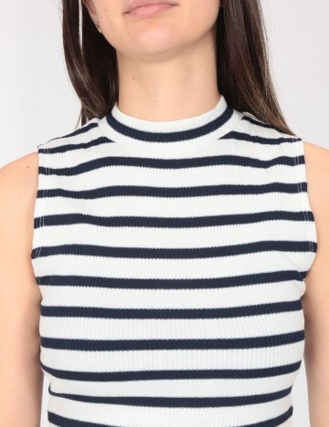 Top Bershka, alb/bleumarin