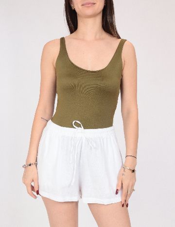 Pantaloni scurti Bershka, alb