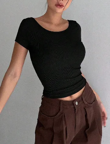 Top Dazy, negru