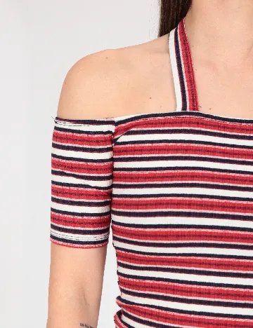 Top Bershka, mix culori