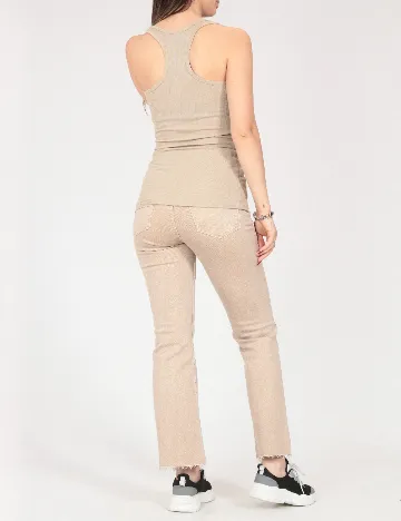 Maiou Bershka, bej
