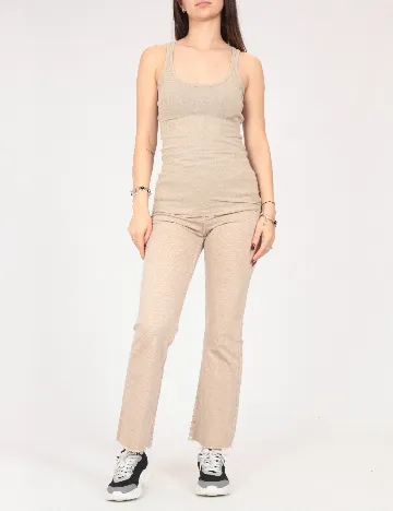 Maiou Bershka, bej