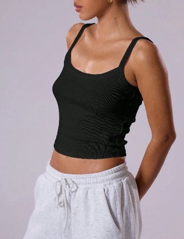 Maiou Musera, negru