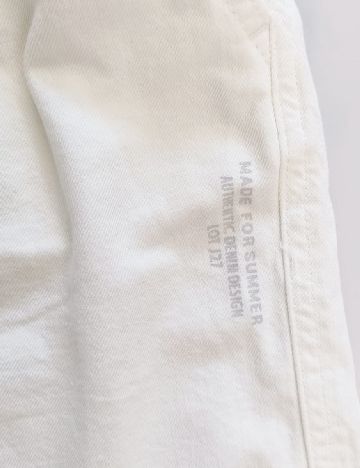 Pantaloni scurti Zara, alb