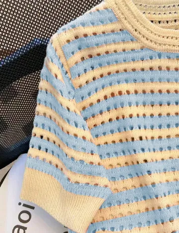 Bluza SHEIN, albastru/crem