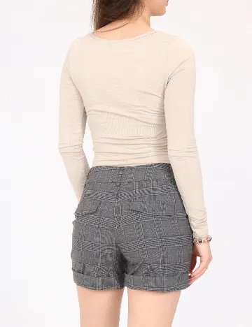 Pantaloni scurti Bershka, gri
