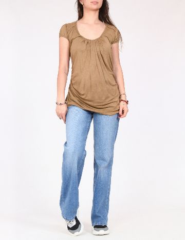 Tricou Zara, maro