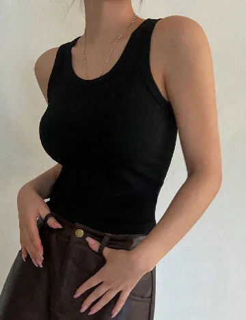 Maiou Dazy, negru