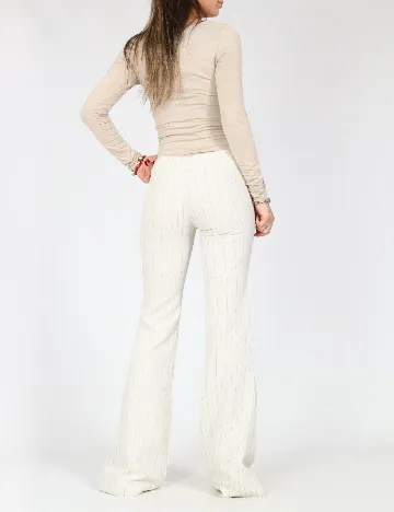 Pantaloni Bershka, ecru