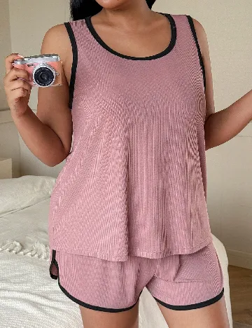 Pijama SHEIN CURVE, roz pudra inchis